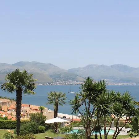 Clori Guest house *